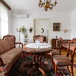 Διαμέρισμα Romantic - *