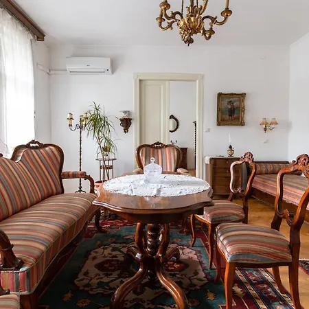 아파트 Romantic - *