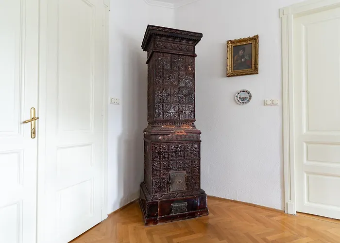 Romantic - アパート Pápa